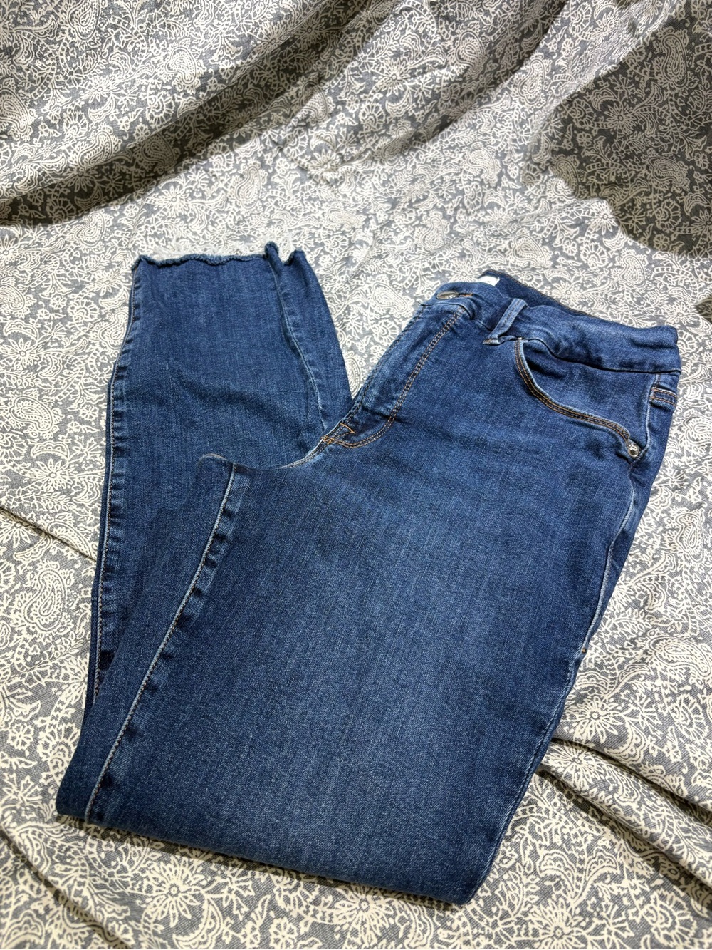 Good American jeans skinny raw hem 12 31